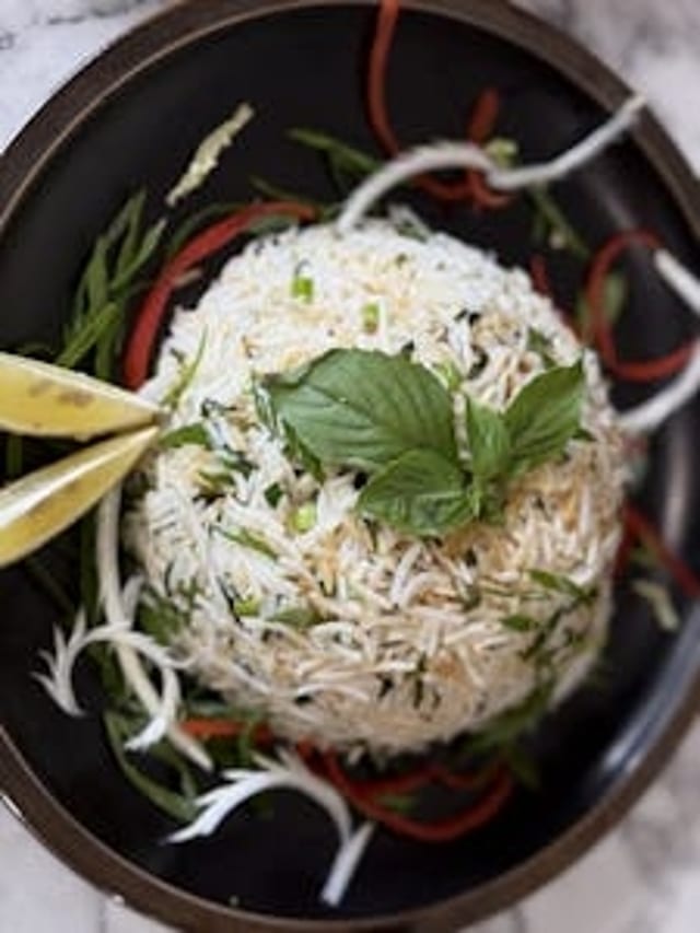 Thai Fried Rice (Chic).