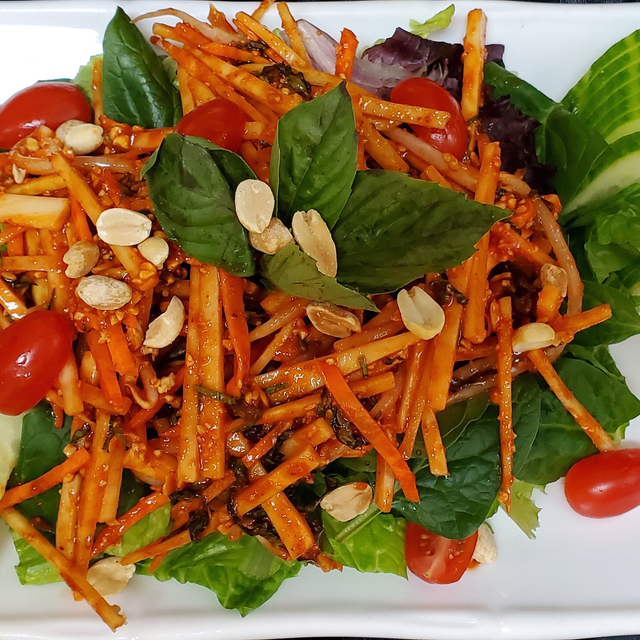 Som-Tam Salad.