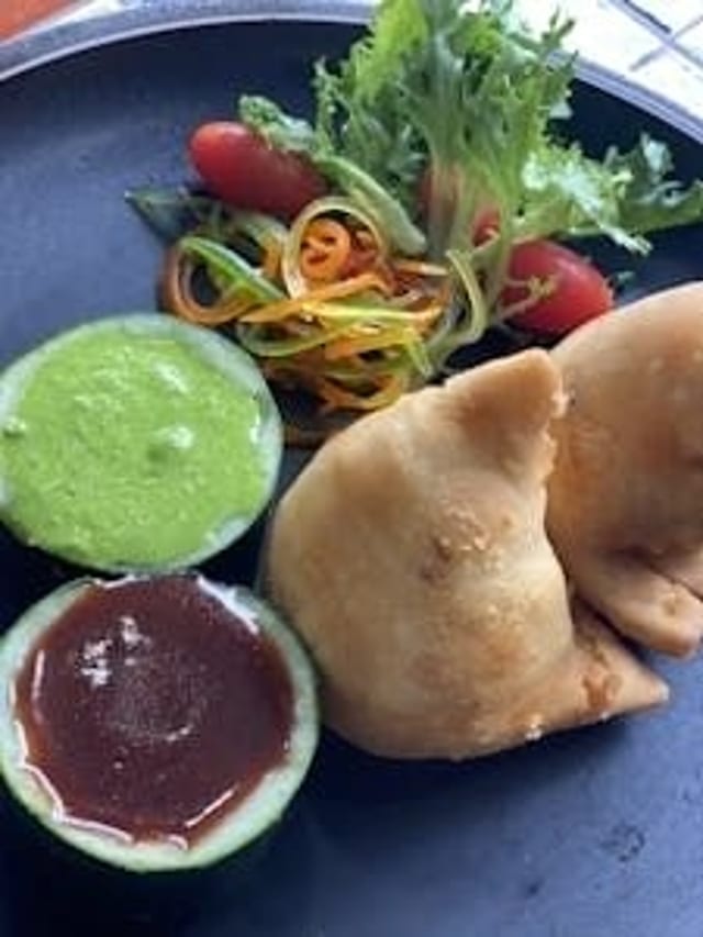 Vegetable Samosa.
